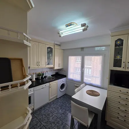 Astur Playa Ii - Centrally Located And Ideal For 4 People - Vut-6413-as Apartment Gijon